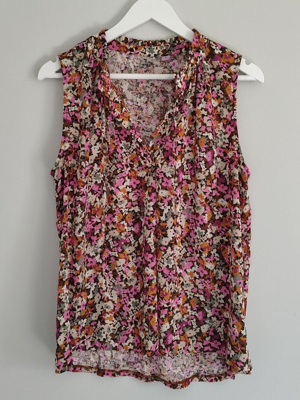 Loft Sleeveless V-neck Blouse Multicolor Size M